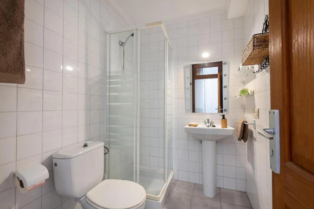 Townhouse Can Bregat بويينسا